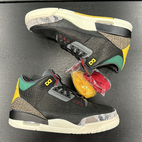 Nike Air Jordan 3 Retro SE Animal Instinct 2.0 - 10 - Picture 4 of 11